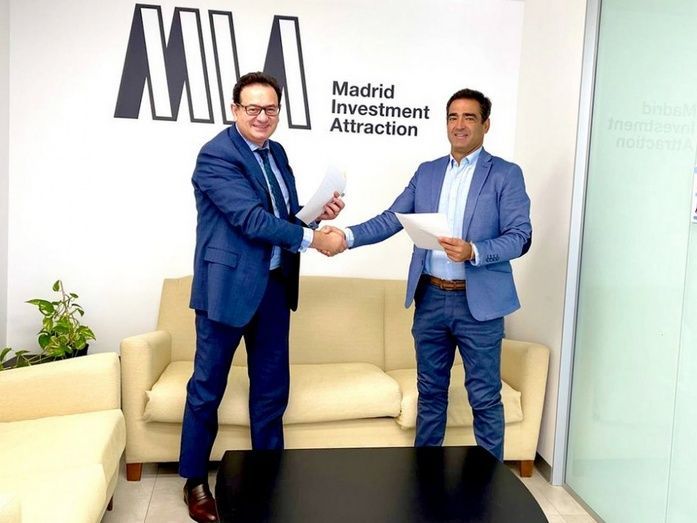 Eduard Gulian, CEO de la Alianza de Comercio Euroasiática firmó el protocolo con MIA.