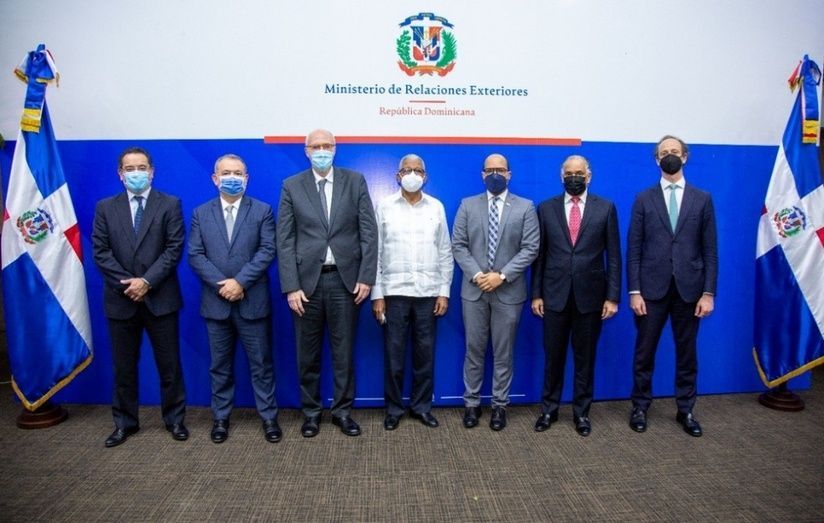 Participantes en la Reunión Preparatoria de Alto Nivel de XIV Encuentro Empresarial Iberoamericano en Santo Domingo.