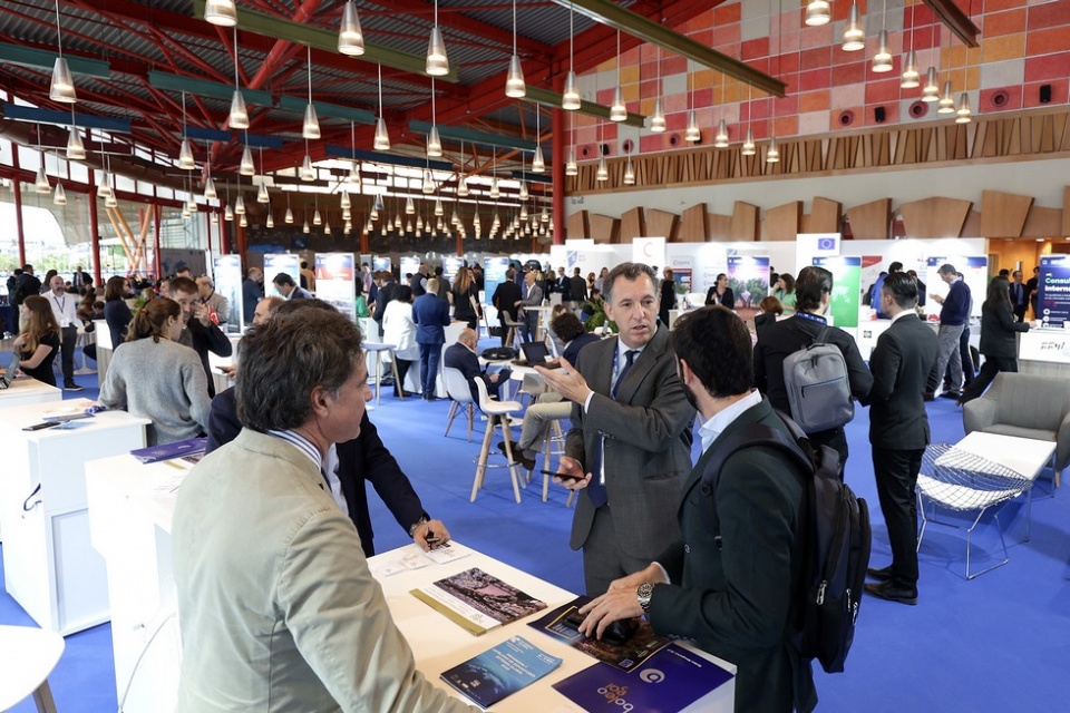 Stands Global 2022.