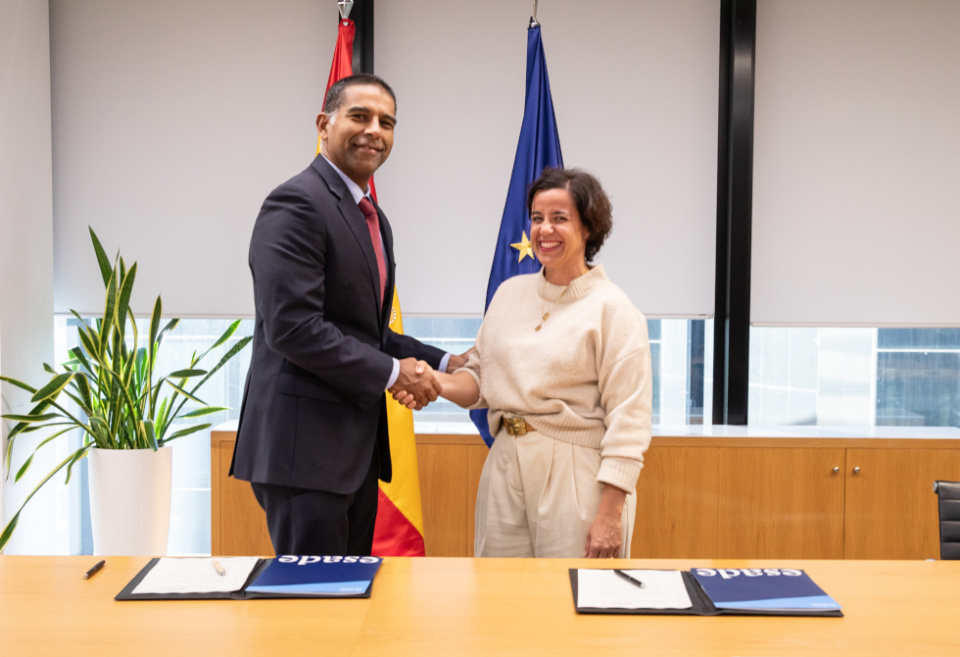 La firma del convenio.