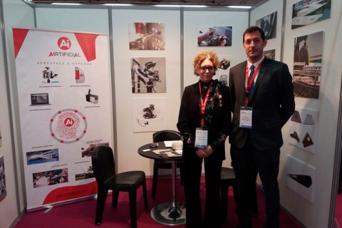 Las firmas andaluzas han presentado en esta feria sus capacidades ante los responsables de compra de las principales empresas del sector aeroespacial.