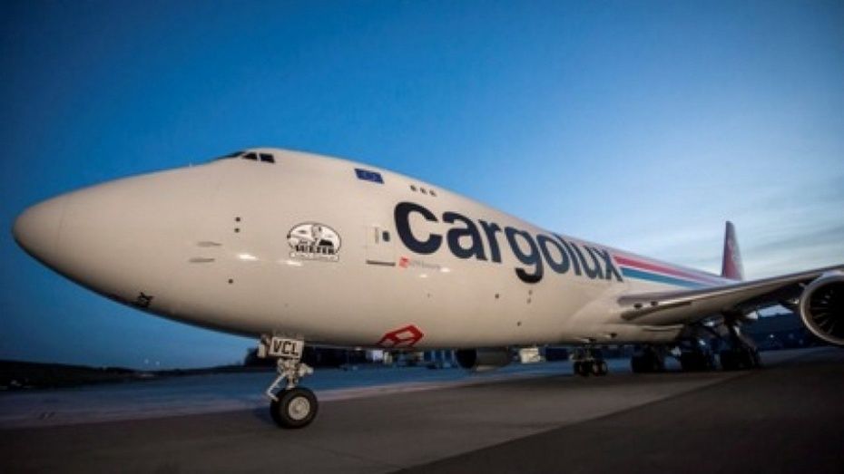 Carguero Boeing 747.