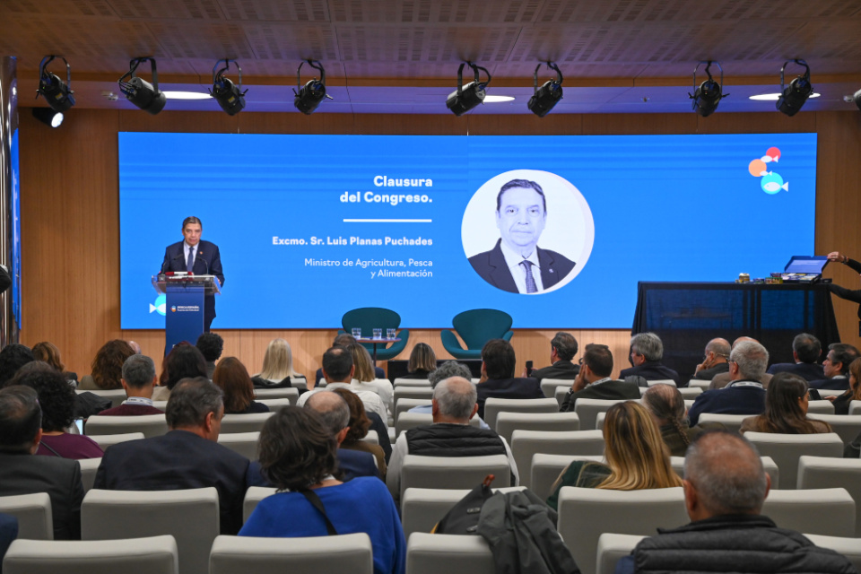 El ministro reafirma la posici&oacute;n espa&ntilde;ola con m&aacute;s financiaci&oacute;n y un equilibrio entre sostenibilidad y rentabilidad.