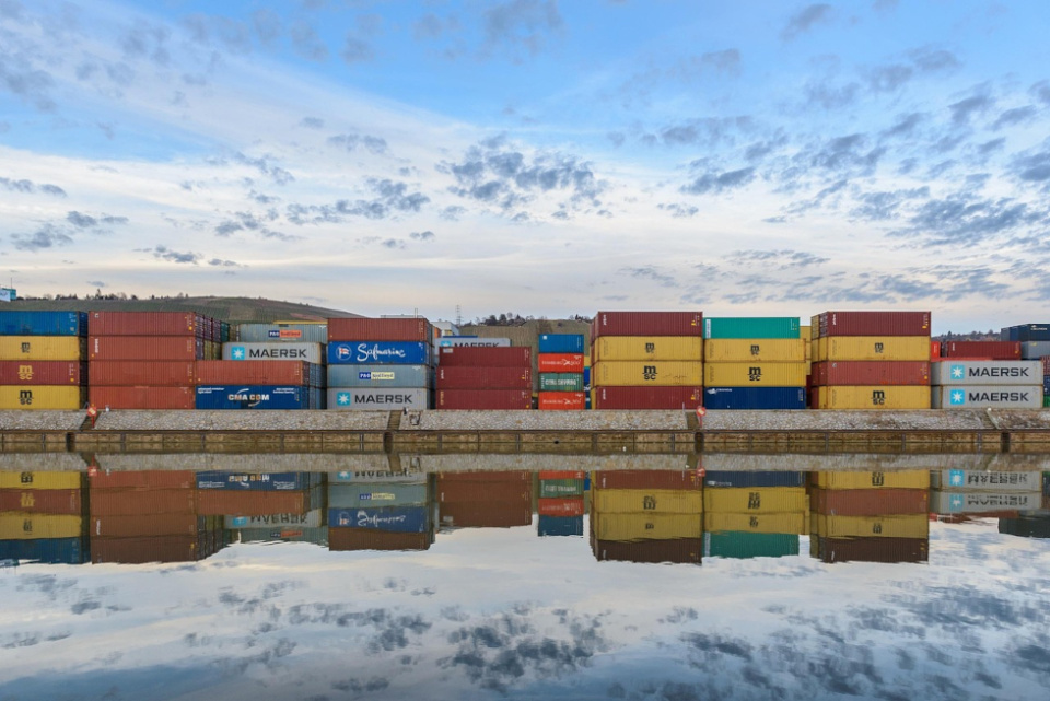 La Comunitat Valenciana exporta durante octubre por valor de 3.207 millones de euros.